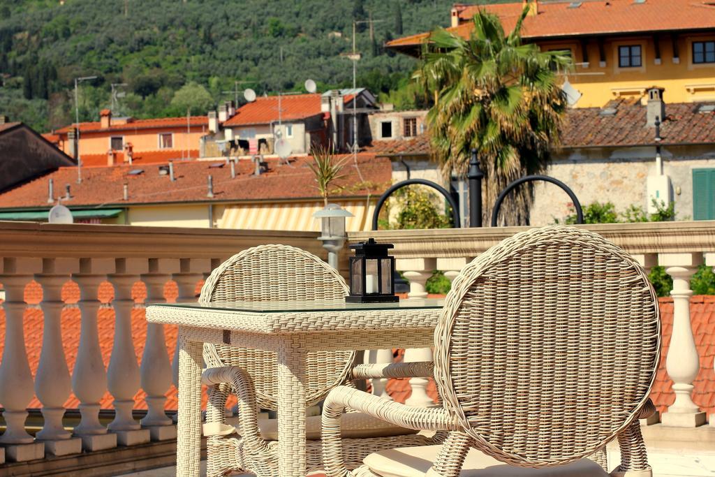 B&B La Sosta Degli Artisti Пьетразанта Экстерьер фото