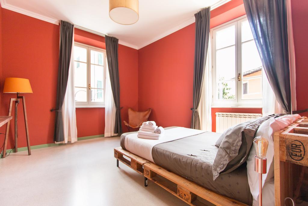 B&B La Sosta Degli Artisti Пьетразанта Экстерьер фото