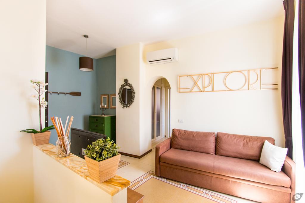 B&B La Sosta Degli Artisti Пьетразанта Экстерьер фото